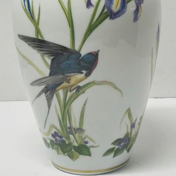 1980 Franklin Porcelain The Meadowland Bird Vase by Basil Ede Limited 11.5" - Picture 3 of 9